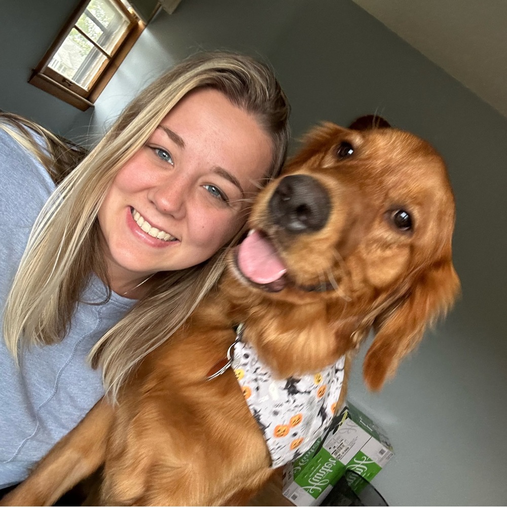 Meet your Posher, Emily